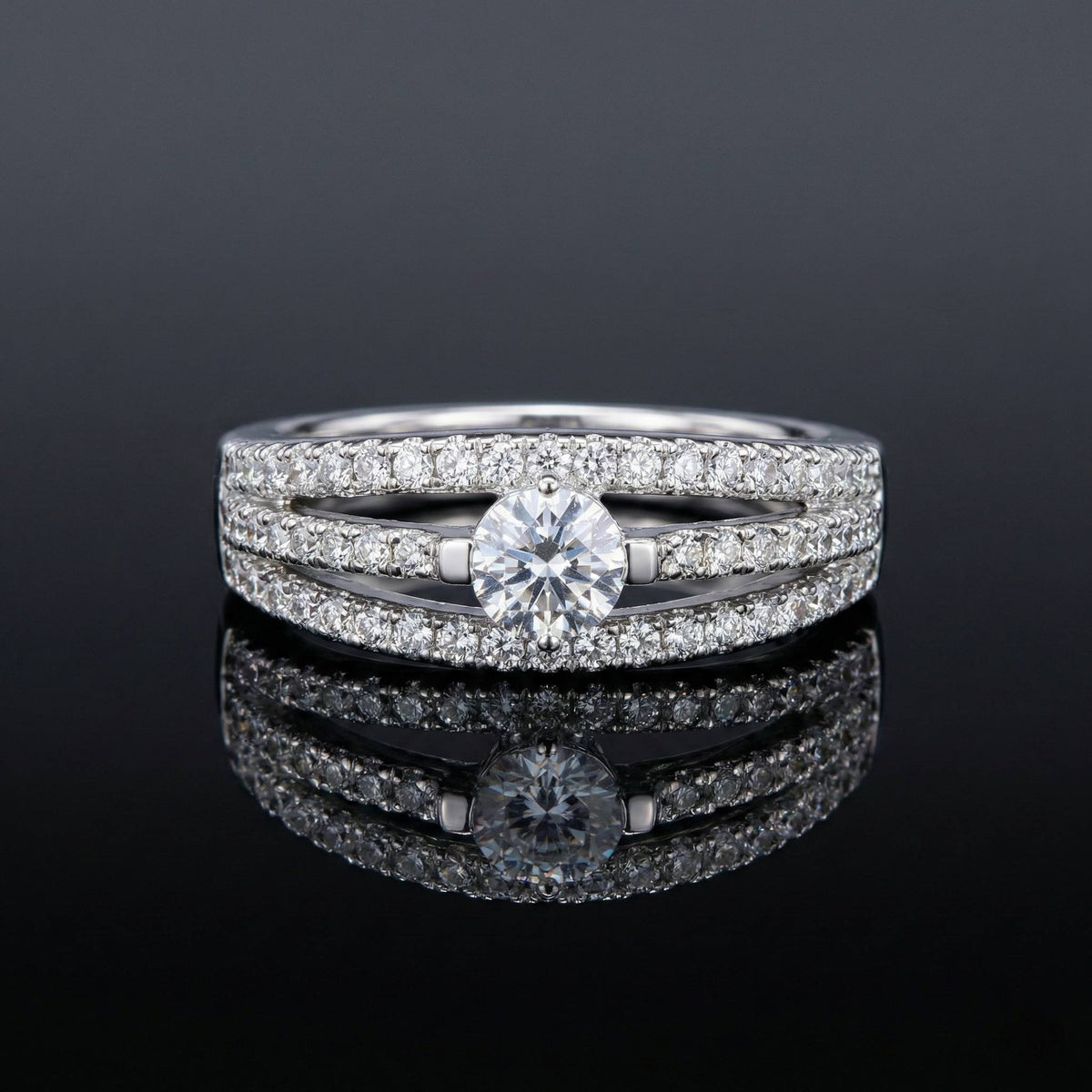 Luxora Elegant Ring