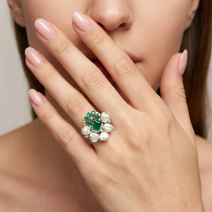 Luxora Vibrant Emerald Cut Ring