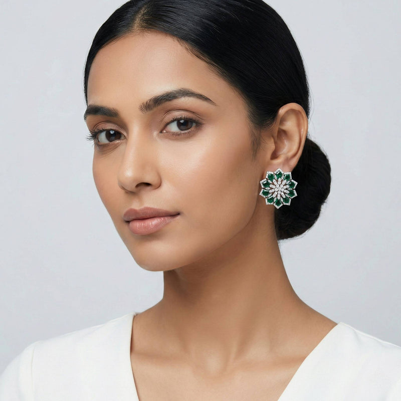 Luxora Big Green Flower (Studs)