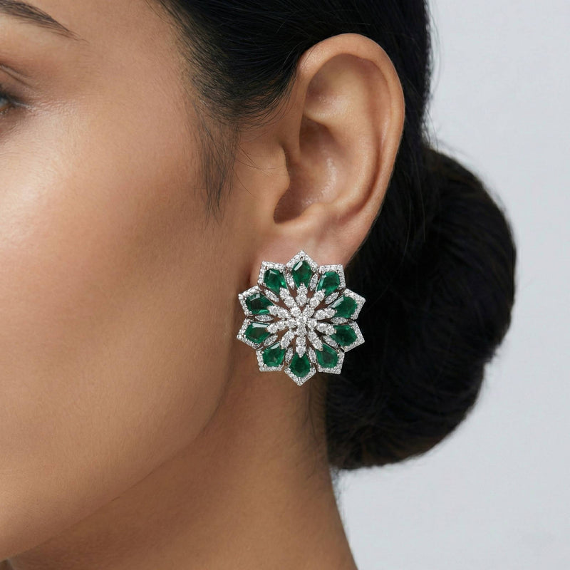Luxora Big Green Flower (Studs)