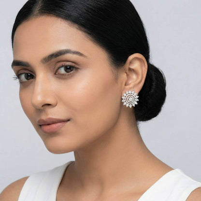 Luxora 3 Silver Circles with Petals Around (Studs)