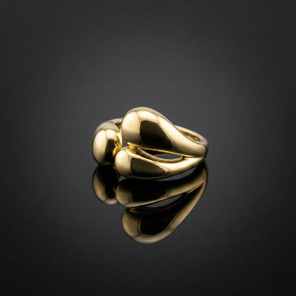 Luxora Bold and Contemporary Ring
