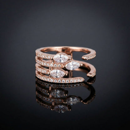 Luxora Dynamic Look Ring