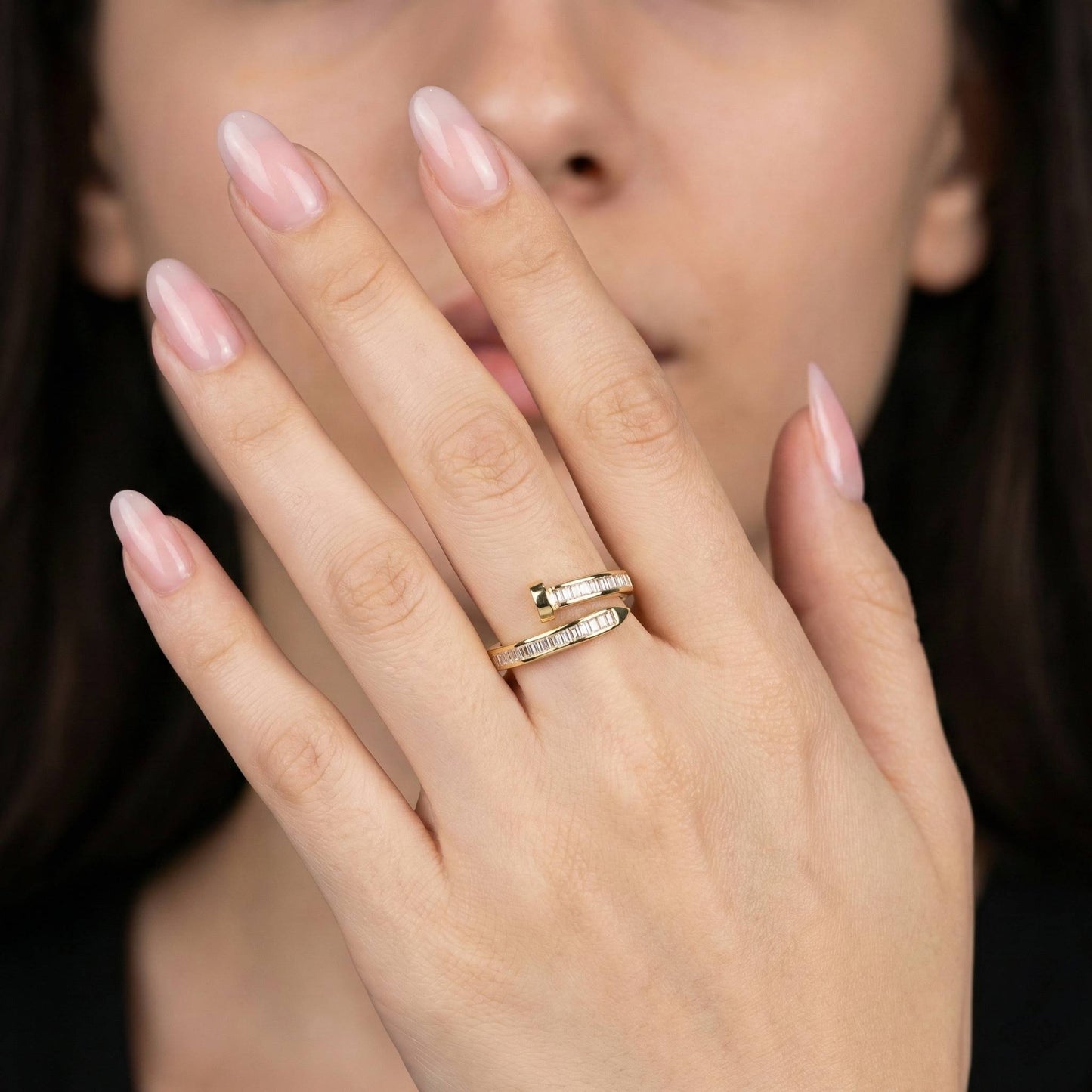 Luxora Modern Wrap-style RIng