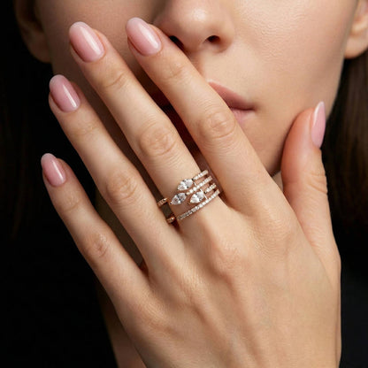 Luxora Dynamic Look Ring