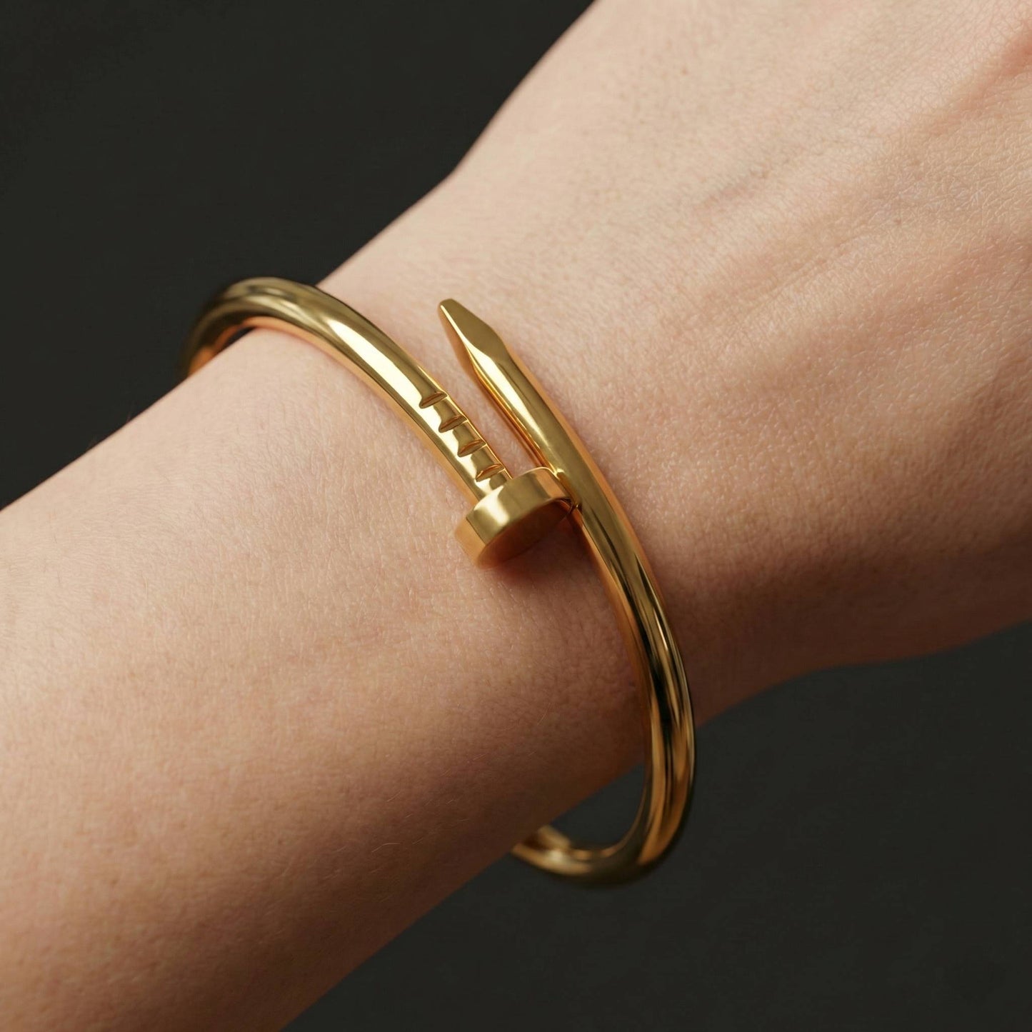 Luxora Gold Nail Type