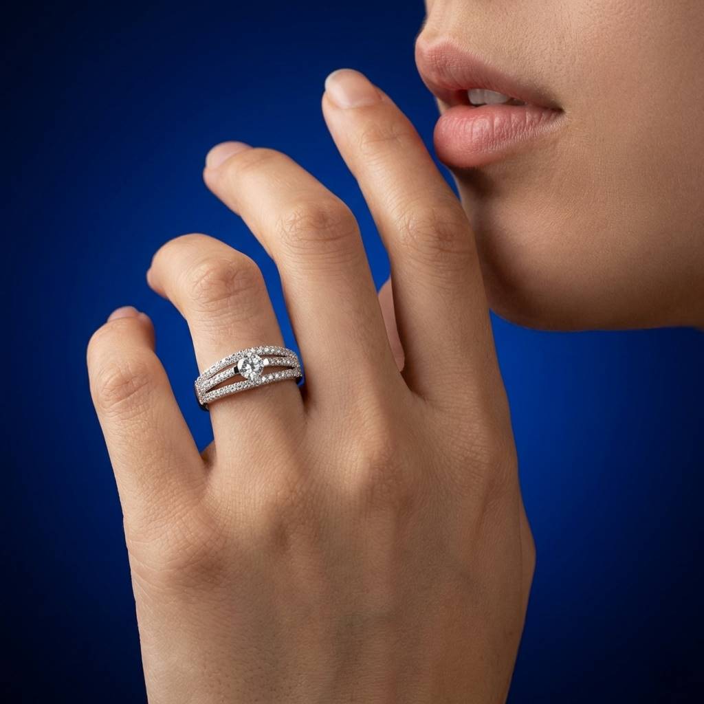 Luxora Elegant Ring