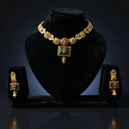 Luxora Rajwadi Square Emerald Pendant Set