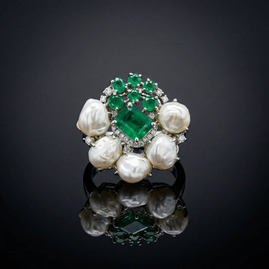 Luxora Vibrant Emerald Cut Ring