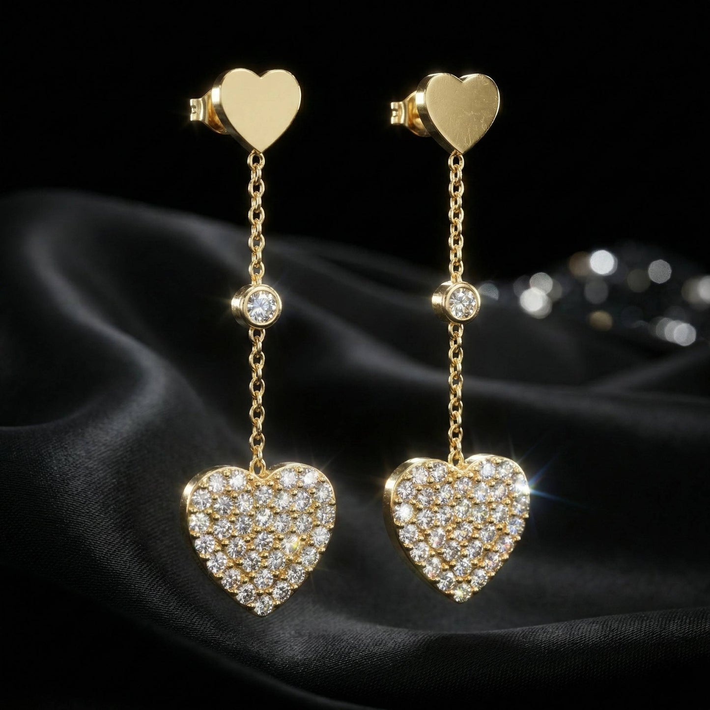Luxora Hanging Heart