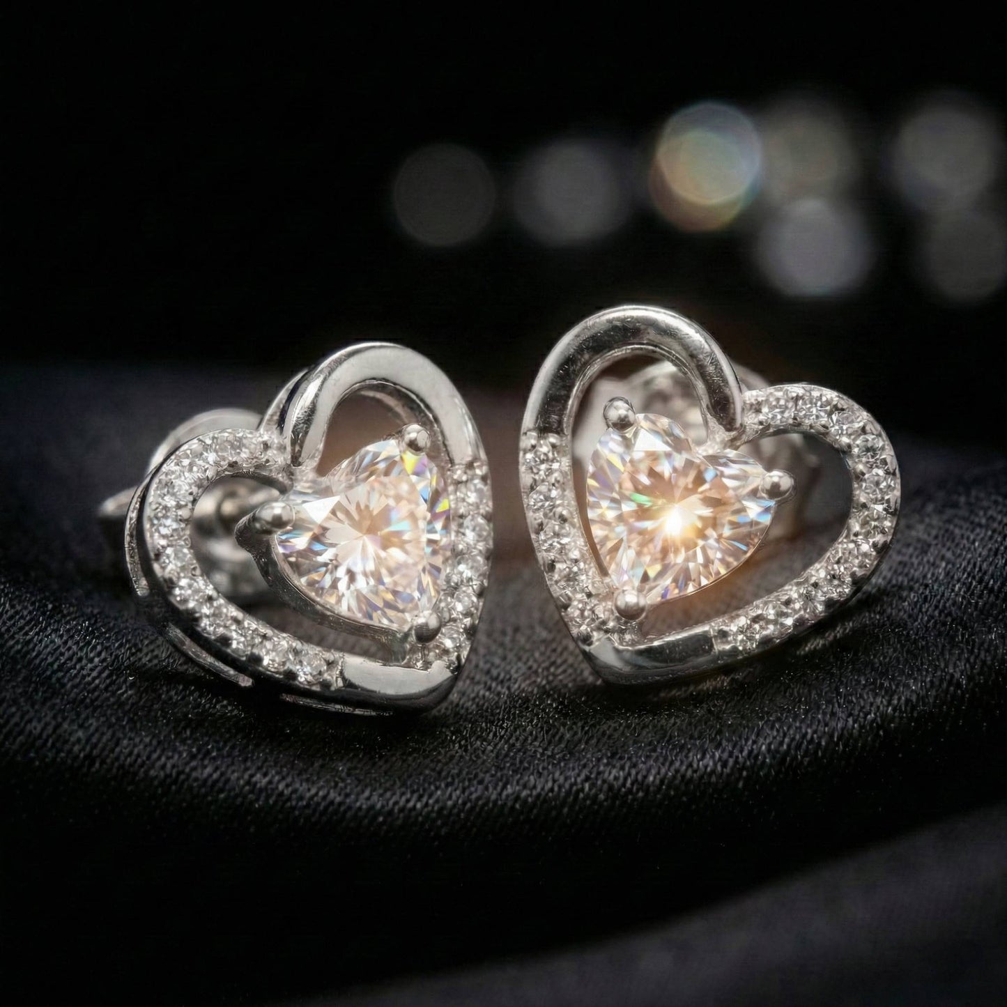 Luxora Small Heart with Diamond