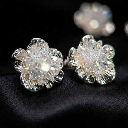 Luxora White Bunch with Silver Outline