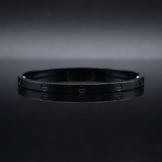 Luxora Black Cartier