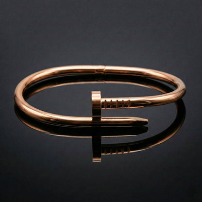 Luxora Gold Nail Type