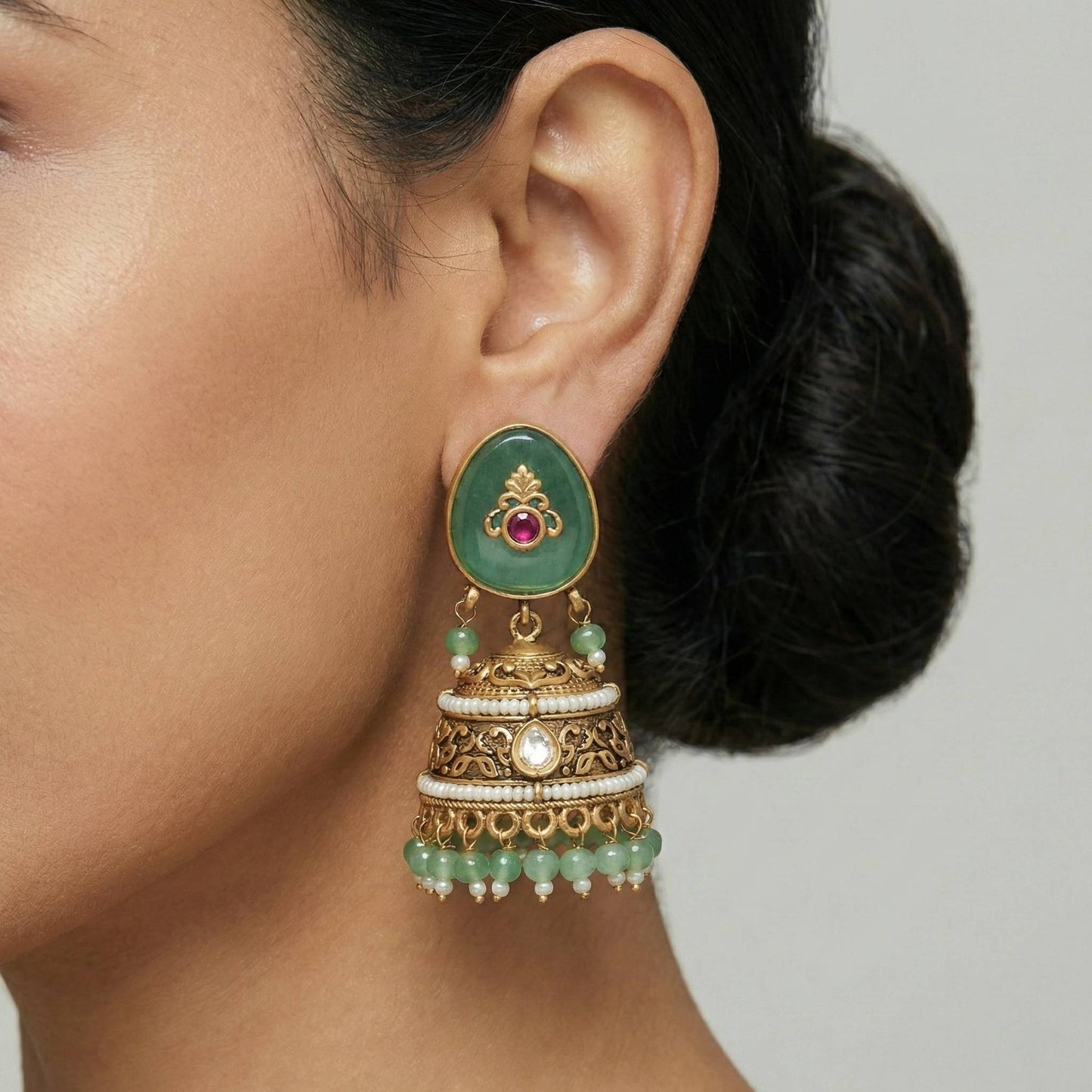 Luxora Heavy Jhumka