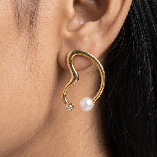 Luxora Pearl & Crystal Sculpted Earrings