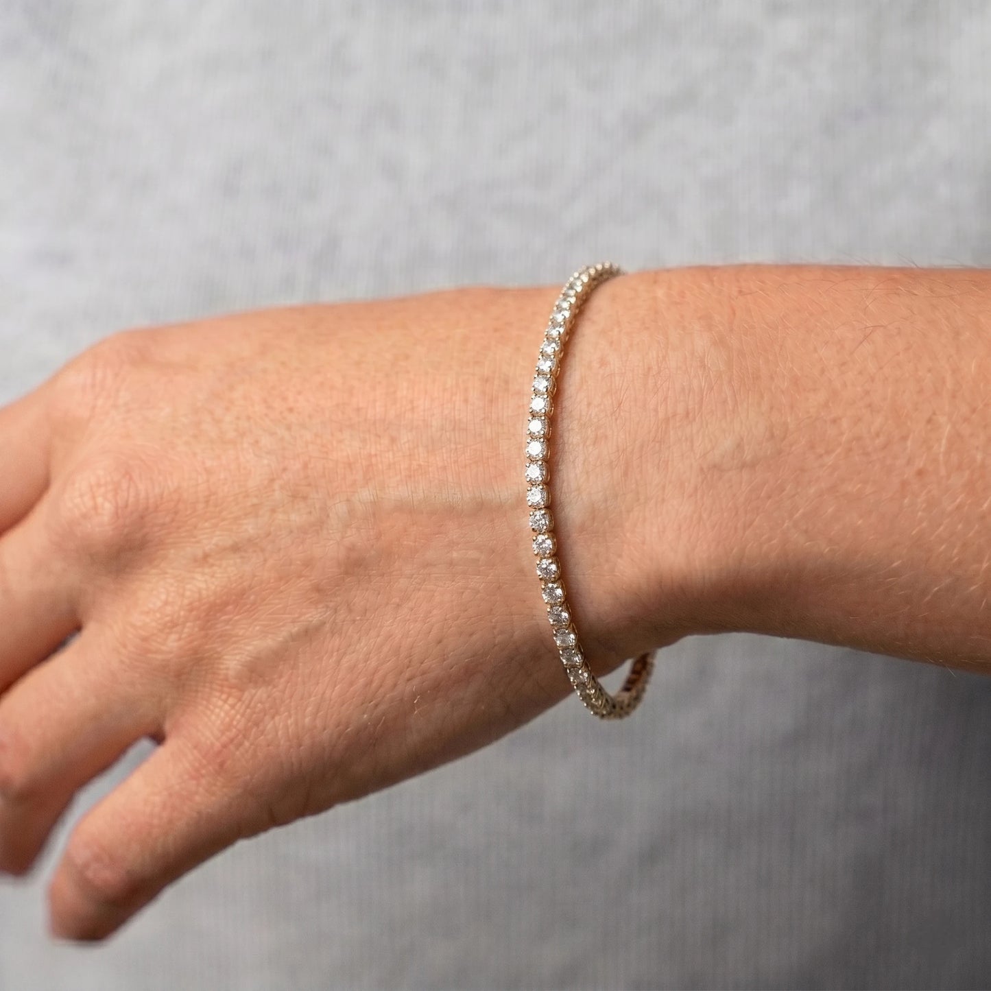 Luxora Diamond Glow Tennis Bracelet