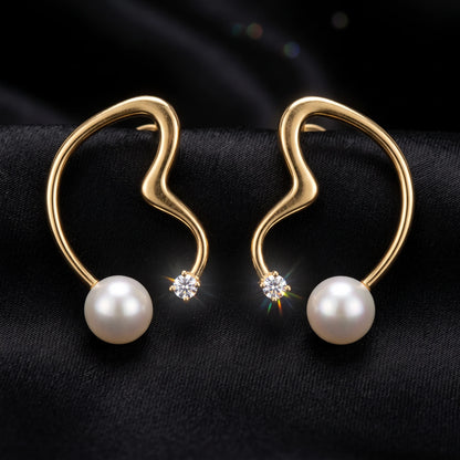 Luxora Pearl & Crystal Sculpted Earrings