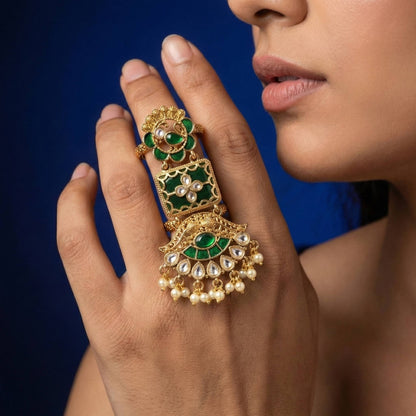 Luxora Regal Gold Ring