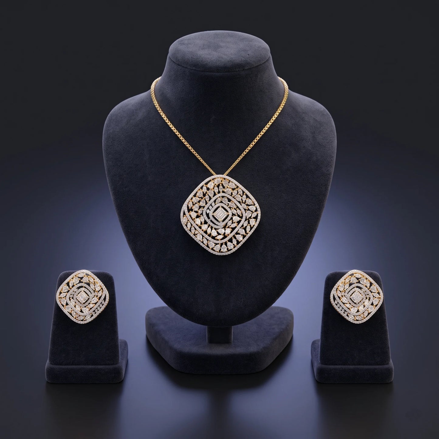 Luxora Celestial Sparkle Diamond Pendant Set