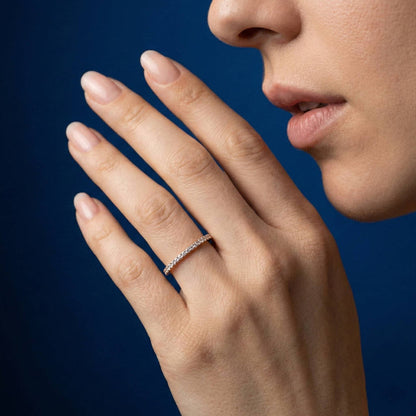 Luxora Sleek Ring