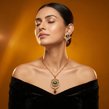 Luxora Royal Emerald Radiance Pendant Set