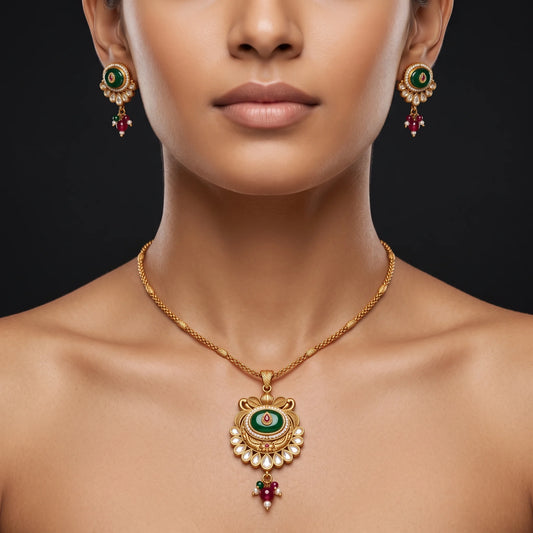Luxora Royal Emerald Radiance Pendant Set